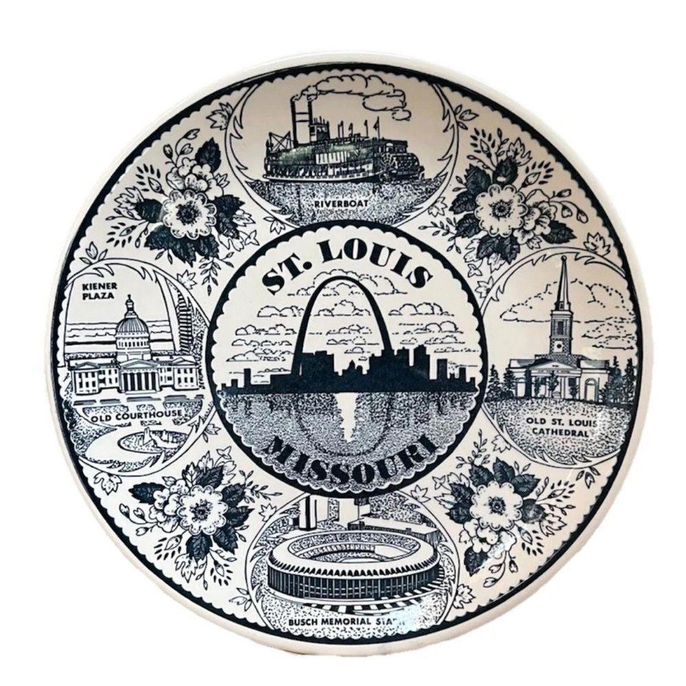 St. Louis Missouri 10” Vintage  Commemorative Collectors Plate Made In USA